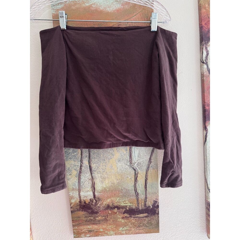 Abercrombie Off-the-Shoulder Top